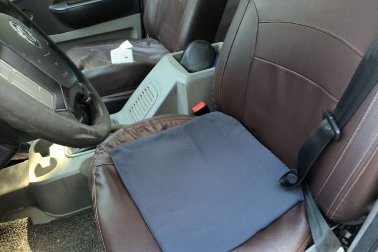 Used FORTHING Lingzhi 2017 M3L 1.6L 9-Seater Comfort Model Left Front Seat
