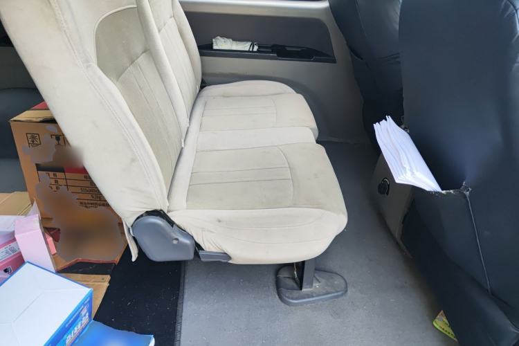 Used FORTHING Lingzhi 2017 Restyled M3L 1.6L 7-Seater Comfort Version Left Rear Seat