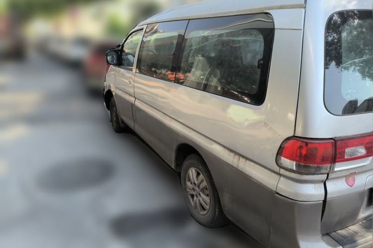 Used FORTHING Lingzhi 2017 M3L 1.6L 9-Seater Comfort Model Rear Left 45 Deg