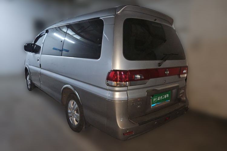 Used FORTHING Lingzhi 2017 M3L 2.0L 7-Seater Comfort Model Rear Left 45 Deg