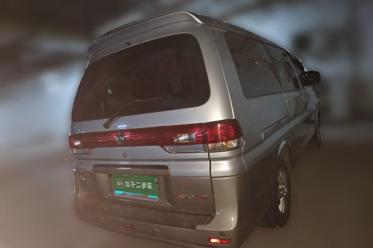 Used FORTHING Lingzhi 2017 M3L 2.0L 7-Seater Comfort Model Rear Right 45 Deg