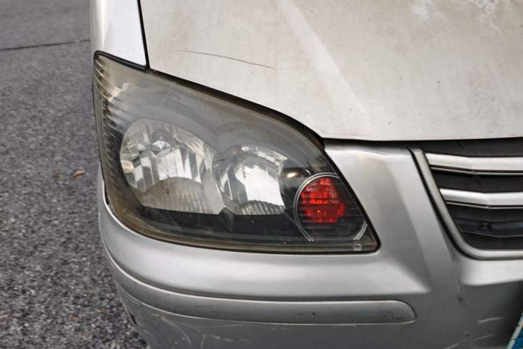 Used FORTHING Lingzhi 2017 V3 1.5L 7-seater Standard Model Right Front Headlight