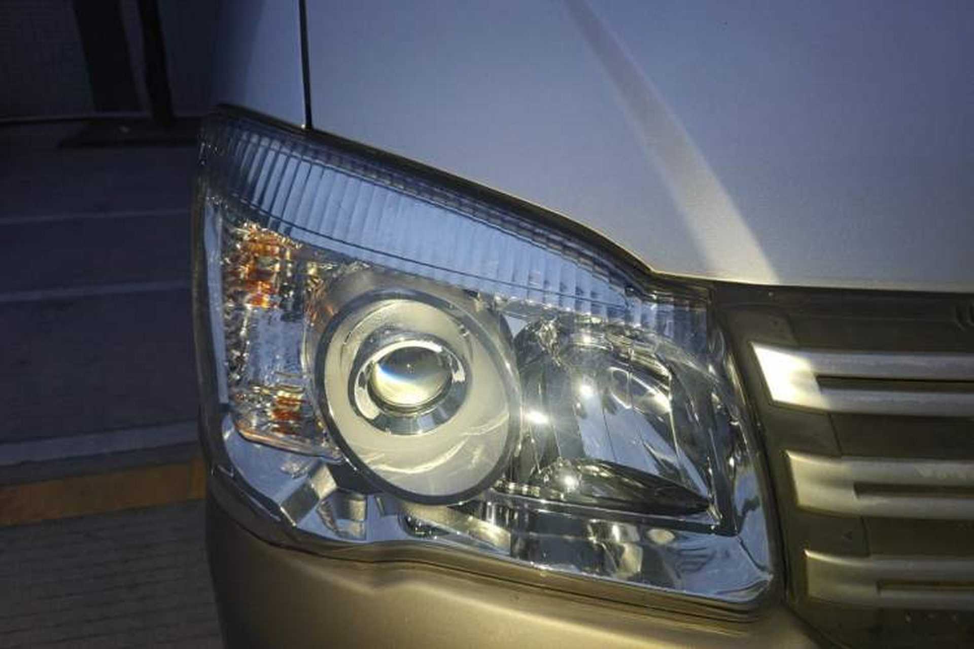 Used FORTHING Lingzhi 2017 Restyled M3L 1.6L 7-Seater Comfort Version Right Front Headlight