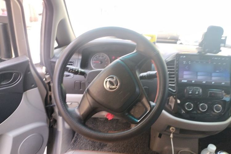Used FORTHING Lingzhi 2017 Restyled M3L 1.6L 7-Seater Comfort Version Steering Wheel
