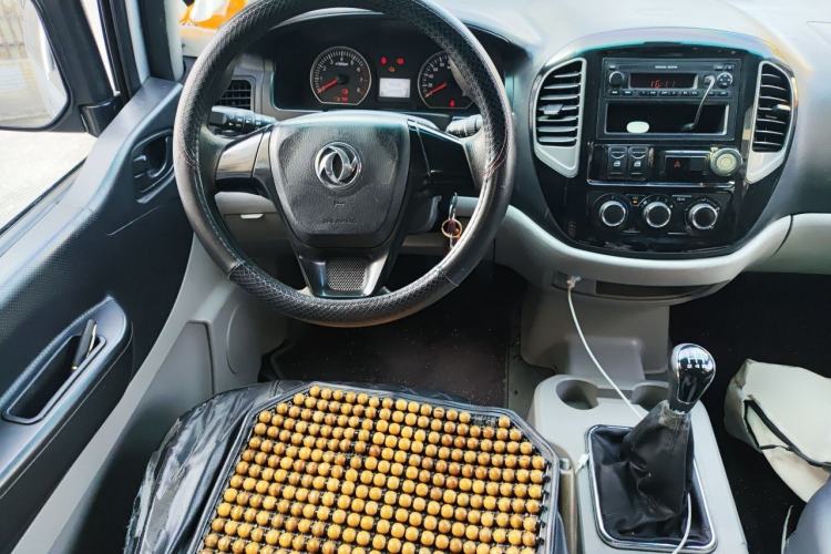 Used FORTHING Lingzhi 2017 Restyled M3L 1.6L 7-Seater Comfort Version Steering Wheel