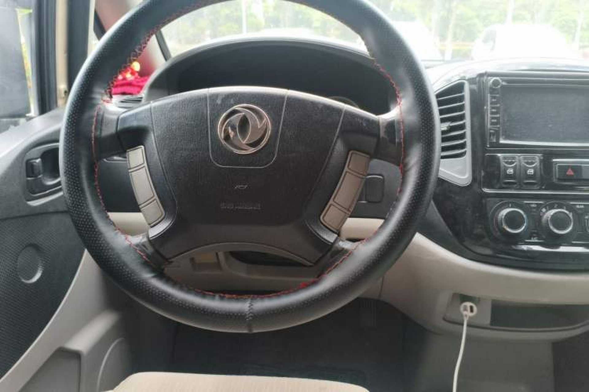 Used FORTHING Lingzhi 2017 M3L 1.6L 7-Seater Comfort Model Steering Wheel