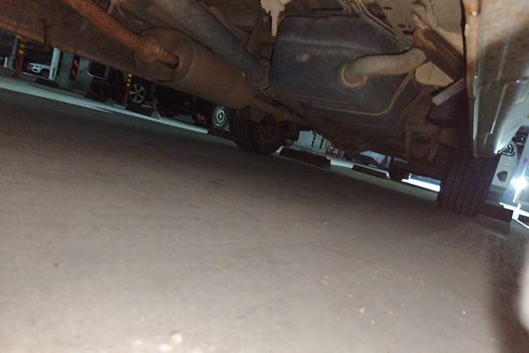 Used FORTHING Lingzhi 2017 M5 1.6L Luxury Model Chassis Front Left