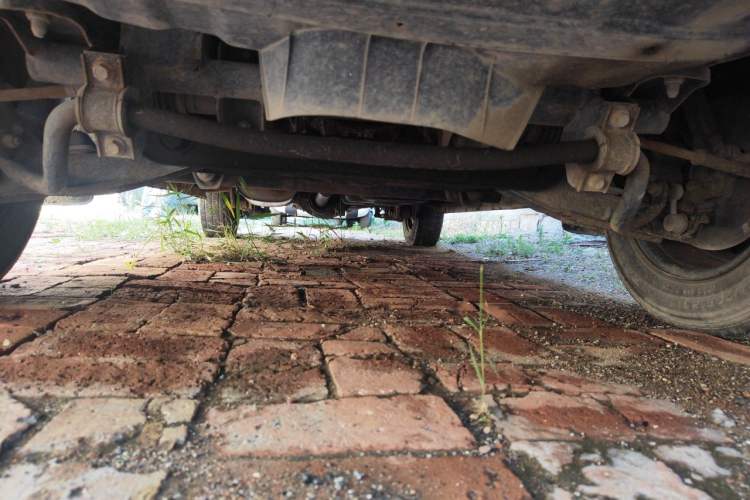 Used FORTHING Lingzhi 2017 M5 1.6L Standard Model Chassis Front
