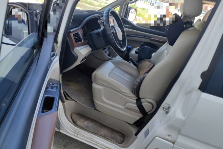 Used FORTHING Lingzhi 2017 M5L 1.6L 7-Seater Comfort Model Driver Seat