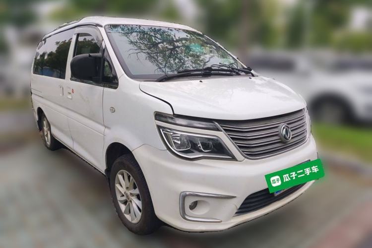 Used FORTHING Lingzhi 2017 M5 1.6L Luxury Model Exterior 2