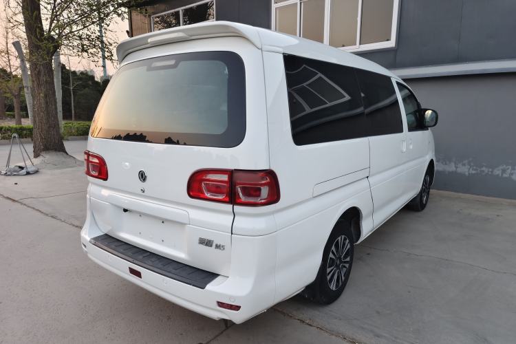 Used FORTHING Lingzhi 2017 M5L 1.6L 7-Seater Standard Model Exterior 3