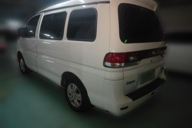 Used FORTHING Lingzhi 2017 M5 1.6L Standard Model Exterior 3