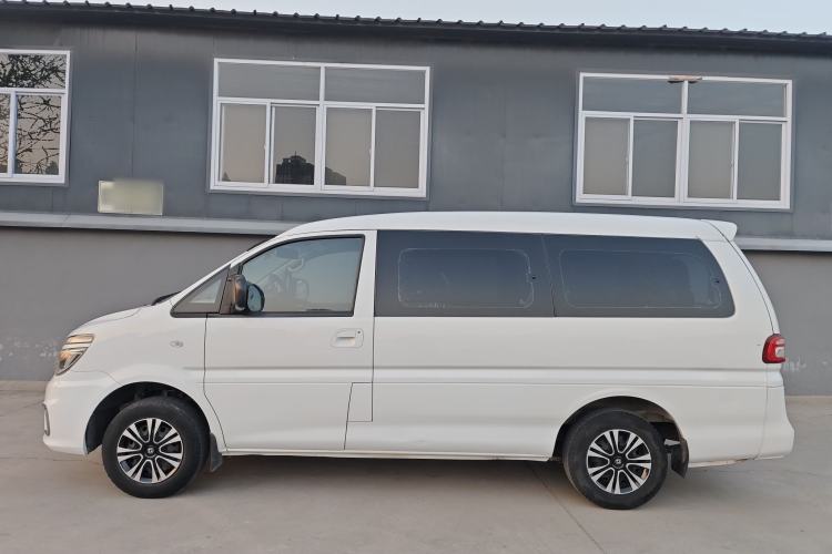 Used FORTHING Lingzhi 2017 M5L 1.6L 7-Seater Standard Model Exterior 6