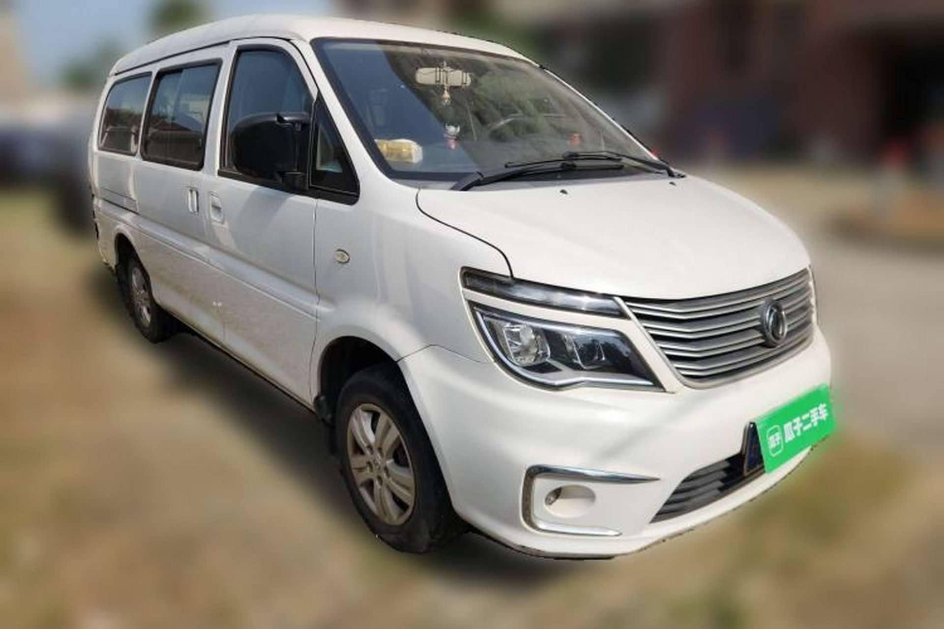 Used FORTHING Lingzhi 2017 M5L 1.6L 7-Seater Standard Model Front Right 45 Deg