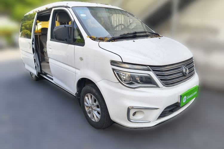 Used FORTHING Lingzhi 2017 M5L 1.6L 7-Seater Comfort Model Front Right 45 Deg