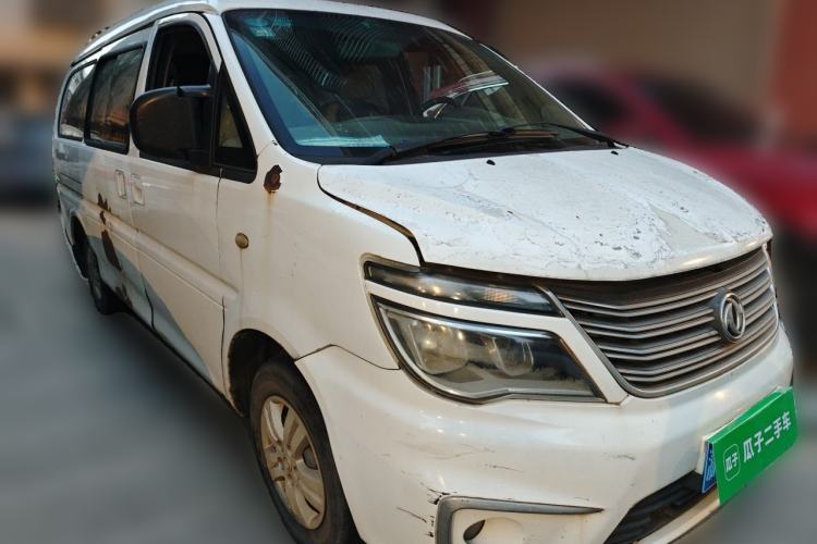 Used FORTHING Lingzhi 2017 M5L 1.6L 7-Seater Standard Model Front Right 45 Deg