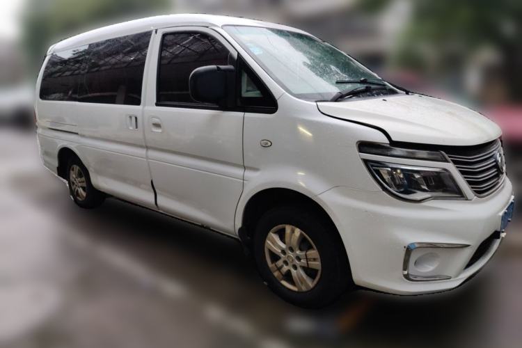 Used FORTHING Lingzhi 2017 M5L 1.6L 7-Seater Standard Model Front Right 45 Deg