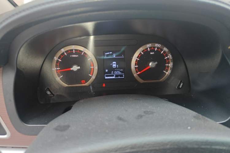 Used FORTHING Lingzhi 2017 M5 1.6L Standard Model Instrument Cluster