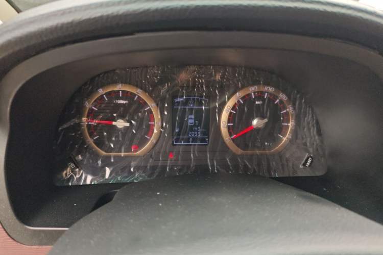 Used FORTHING Lingzhi 2017 M5 1.6L Luxury Model Instrument Cluster