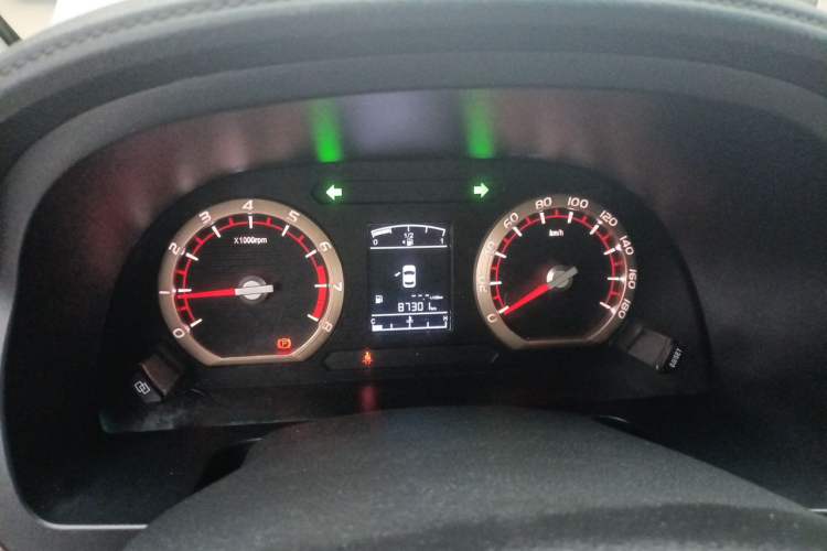Used FORTHING Lingzhi 2017 M5L 1.6L 7-Seater Comfort Model Instrument Cluster