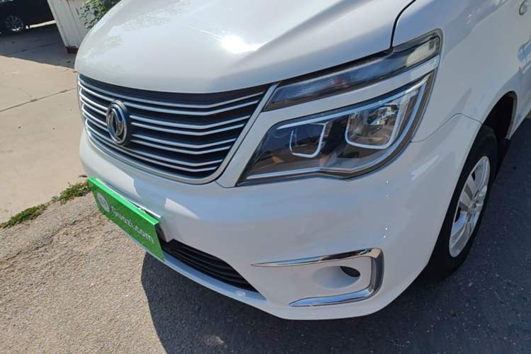 Used FORTHING Lingzhi 2017 M5L 1.6L 7-Seater Standard Model Left Front Headlight