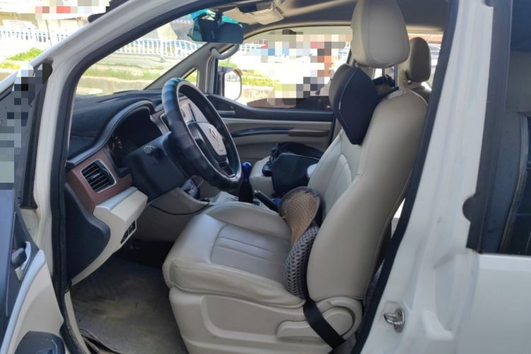 Used FORTHING Lingzhi 2017 M5L 1.6L 7-Seater Comfort Model Left Front Seat
