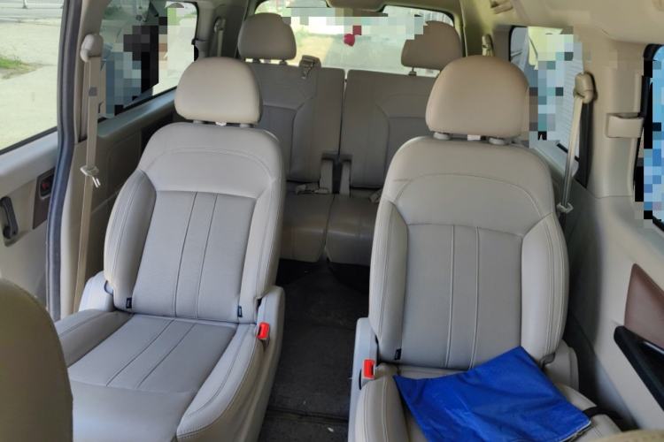 Used FORTHING Lingzhi 2017 M5L 1.6L 7-Seater Comfort Model Left Rear Seat