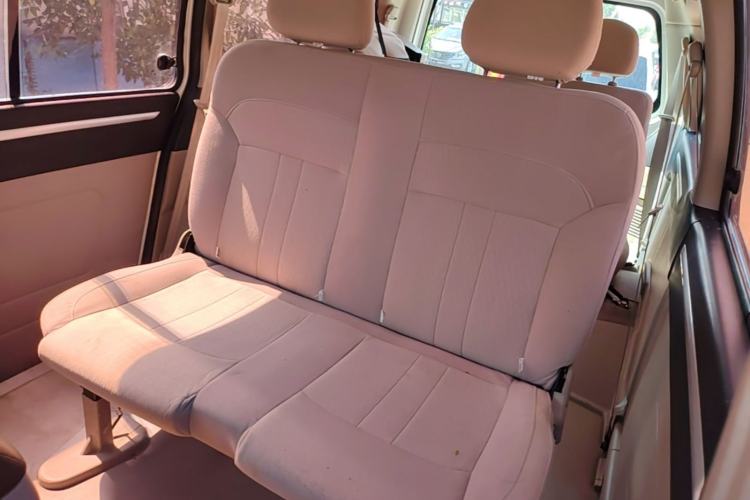 Used FORTHING Lingzhi 2017 M5L 1.6L 7-Seater Standard Model Left Rear Seat