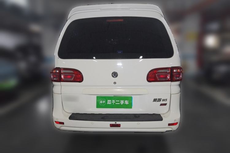 Used FORTHING Lingzhi 2017 M5L 1.6L 7-Seater Comfort Model Rear
