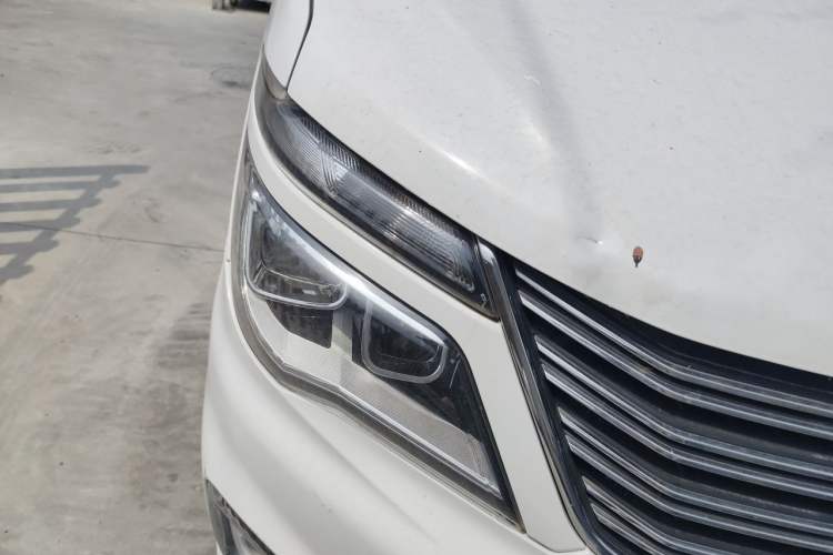 Used FORTHING Lingzhi 2017 M5 1.6L Luxury Model Right Front Headlight