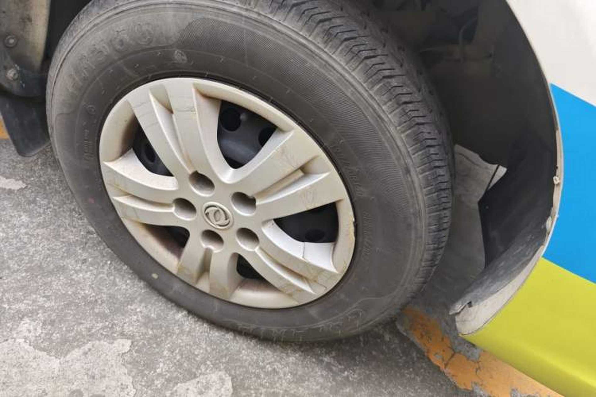 Used FORTHING Lingzhi 2017 M5L 1.6L 7-Seater Standard Model Right Front Wheel Hub