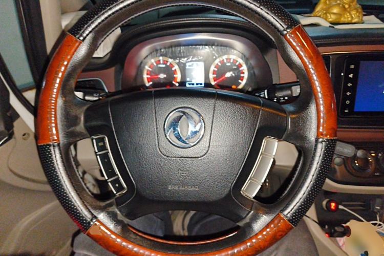 Used FORTHING Lingzhi 2017 M5 1.6L Luxury Model Steering Wheel