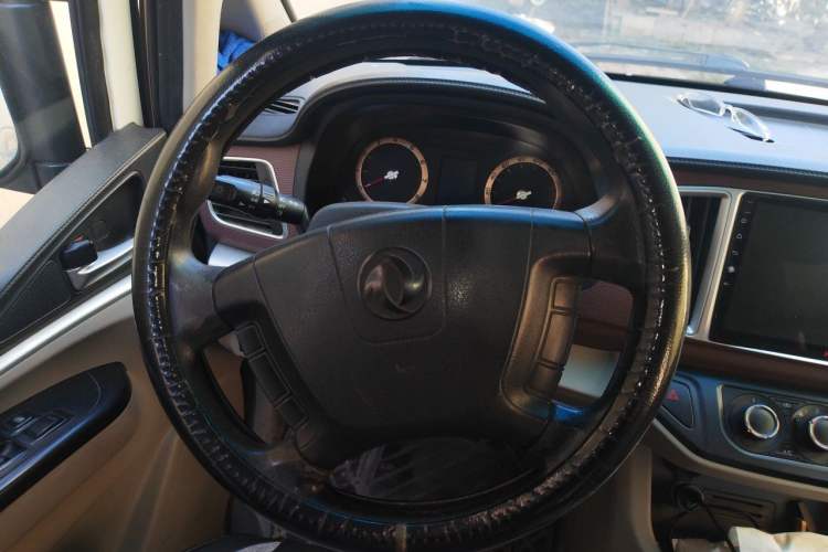 Used FORTHING Lingzhi 2017 M5 1.6L Standard Model Steering Wheel