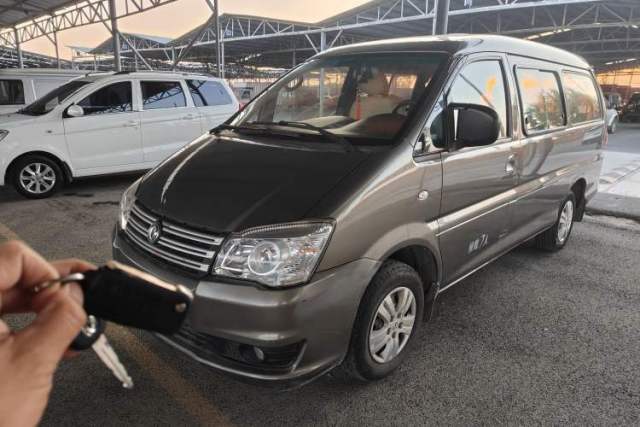 Used FORTHING Lingzhi 2017 Facelifted M3L 1.6L 7-Seater Standard Version