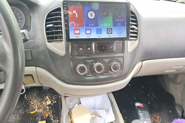 Used FORTHING Lingzhi 2017 V3 1.5L 7-seater Standard Model Audio And AC Panel