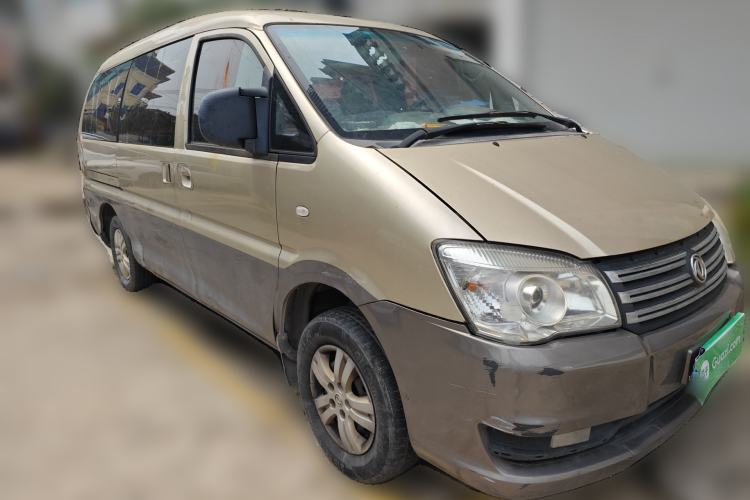 Used FORTHING Lingzhi 2017 M3L 1.6L 7-Seater Comfort Model Front Right 45 Deg