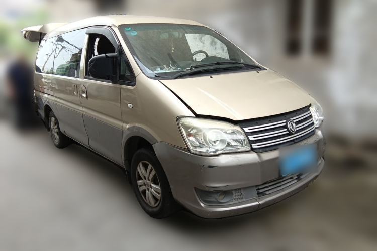 Used FORTHING Lingzhi 2017 Restyled M3L 1.6L 7-Seater Comfort Version Front Right 45 Deg