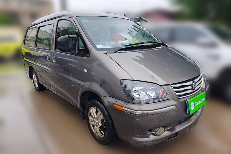 Used FORTHING Lingzhi 2017 M3L 1.6L 7-Seater Standard Model Front Right 45 Deg