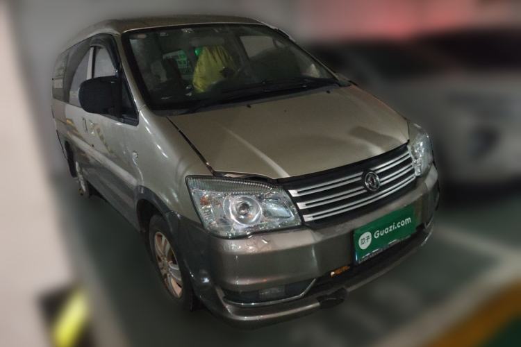 Used FORTHING Lingzhi 2017 M3L 1.6L 7-Seater Comfort Model Front Right 45 Deg