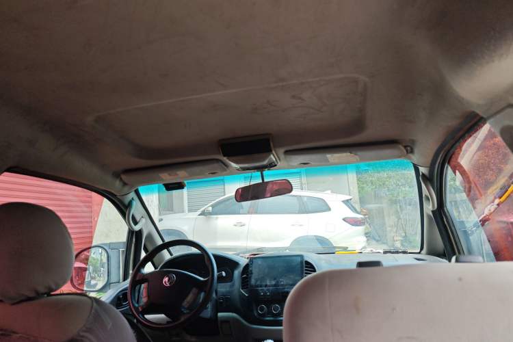Used FORTHING Lingzhi 2017 M3L 1.6L 7-Seater Comfort Model Headliner