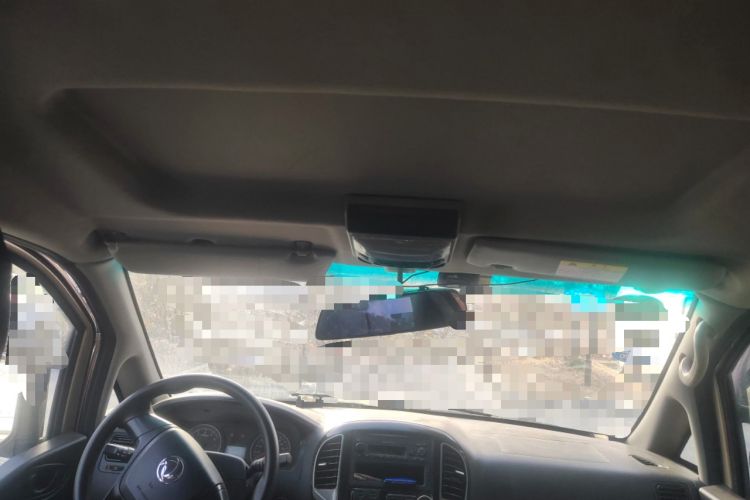 Used FORTHING Lingzhi 2017 Restyled M3L 1.6L 7-Seater Comfort Version Headliner