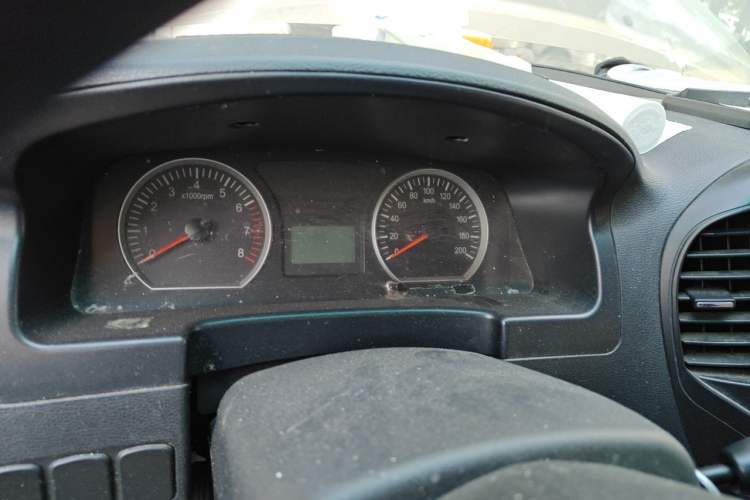 Used FORTHING Lingzhi 2017 V3 1.5L 7-seater Standard Model Instrument Cluster