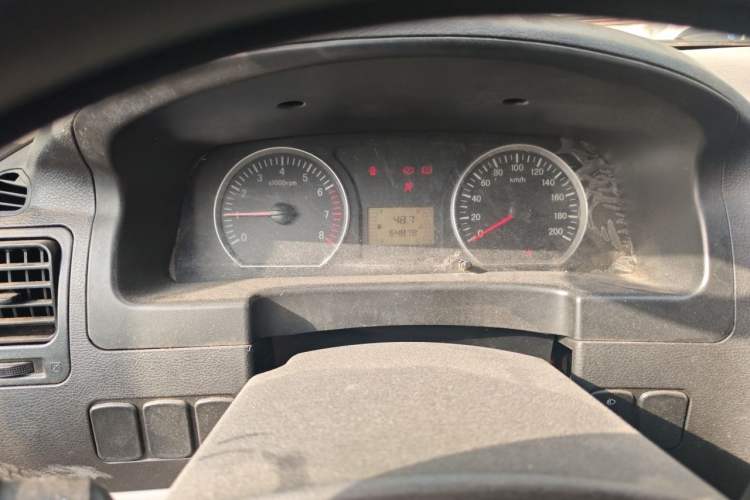 Used FORTHING Lingzhi 2017 M3L 1.6L 7-Seater Comfort Model Instrument Cluster