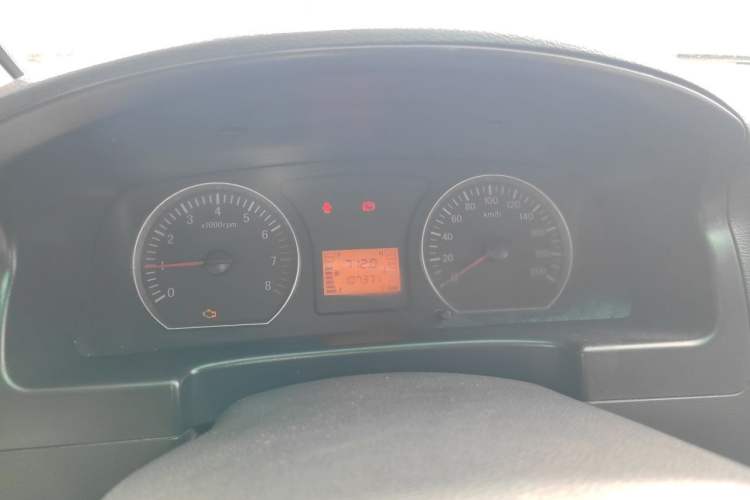 Used FORTHING Lingzhi 2017 M3L 1.6L 7-Seater Standard Model Instrument Cluster