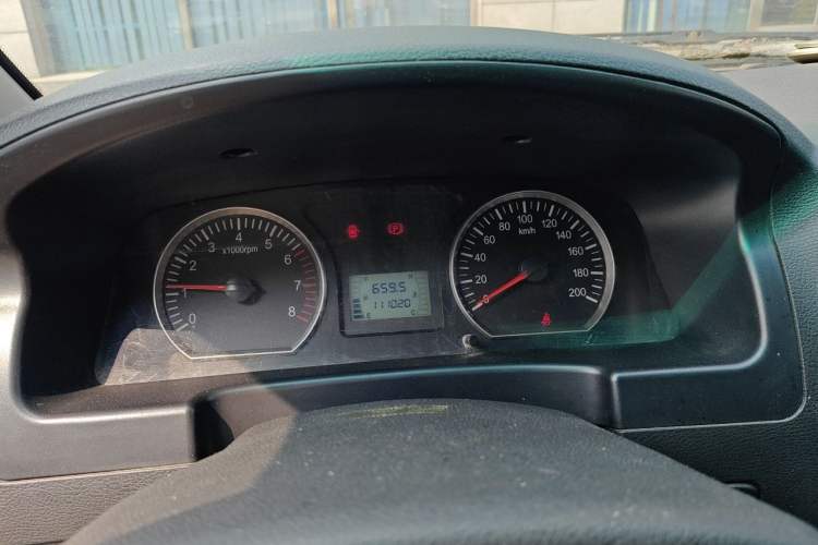 Used FORTHING Lingzhi 2017 Restyled M3L 1.6L 7-Seater Comfort Version Instrument Cluster