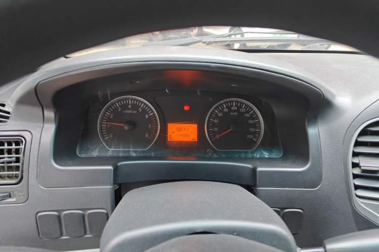 Used FORTHING Lingzhi 2017 V3 1.5L 7-seater Standard Model Instrument Cluster