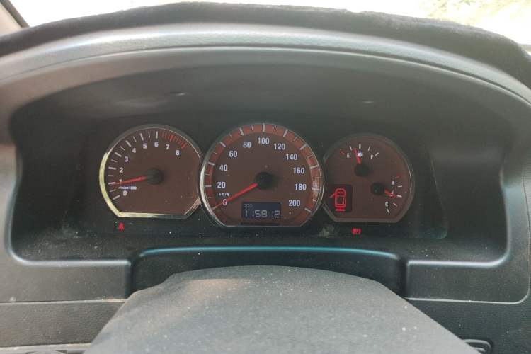 Used FORTHING Lingzhi 2017 M3L 2.0L 7-Seater Comfort Model Instrument Cluster