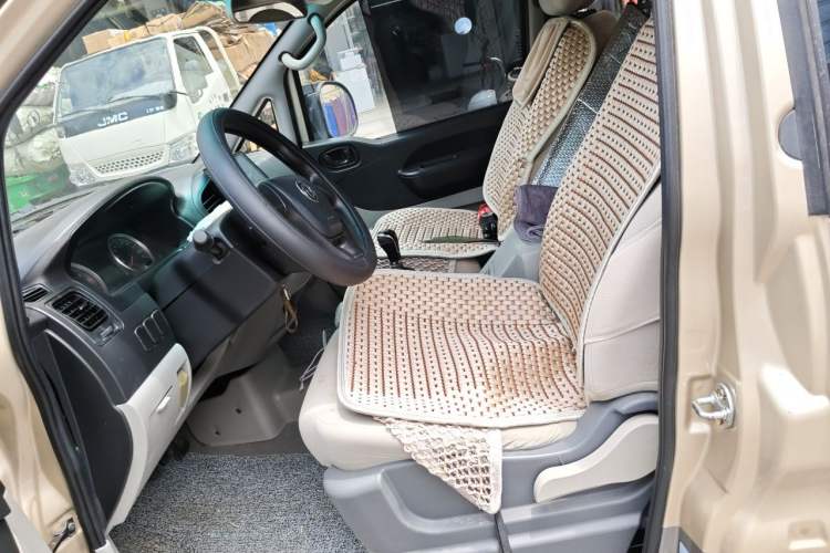 Used FORTHING Lingzhi 2017 Restyled M3L 1.6L 7-Seater Comfort Version Left Front Seat