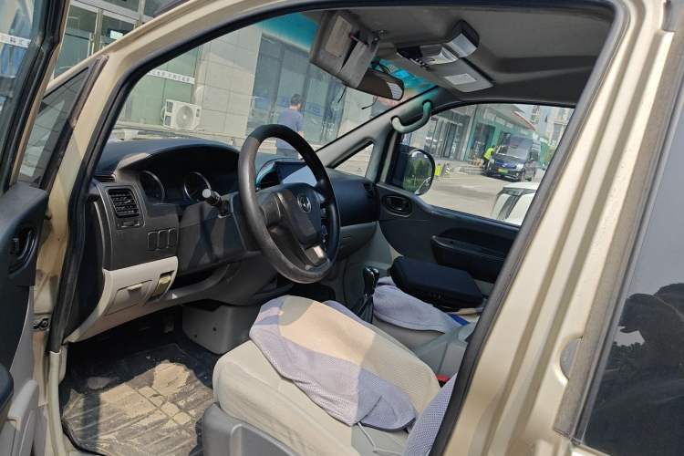 Used FORTHING Lingzhi 2017 Restyled M3L 1.6L 7-Seater Comfort Version Left Front Seat