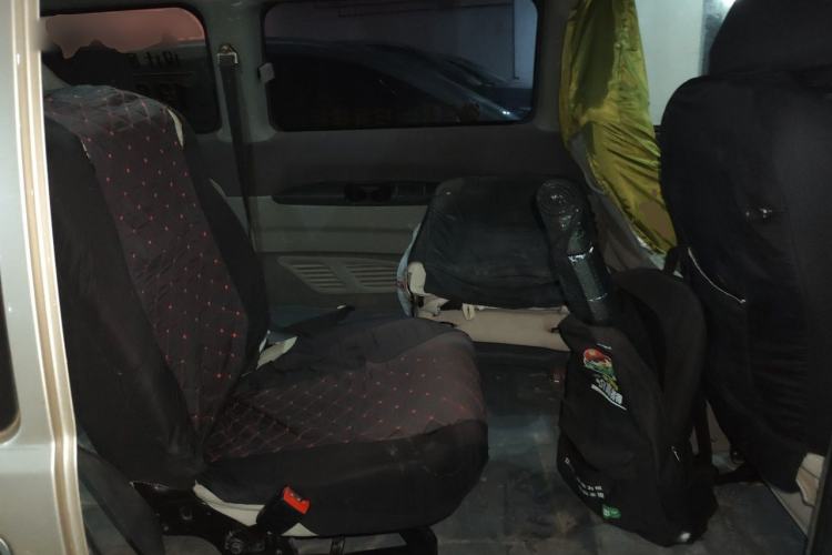 Used FORTHING Lingzhi 2017 M3L 1.6L 7-Seater Comfort Model Left Rear Seat